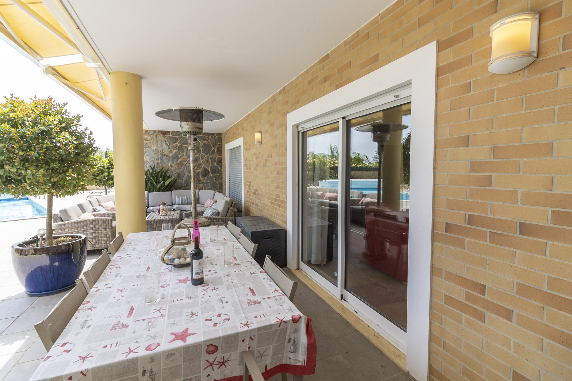 Casa Beladea — Pool and Patio